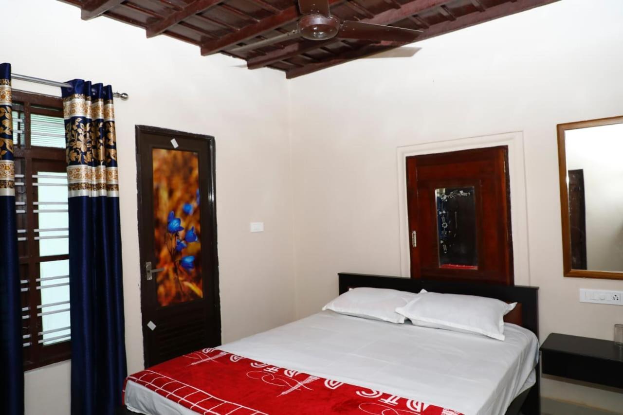 Valiyath Holidays Homestay Mundrothuruth Exterior foto